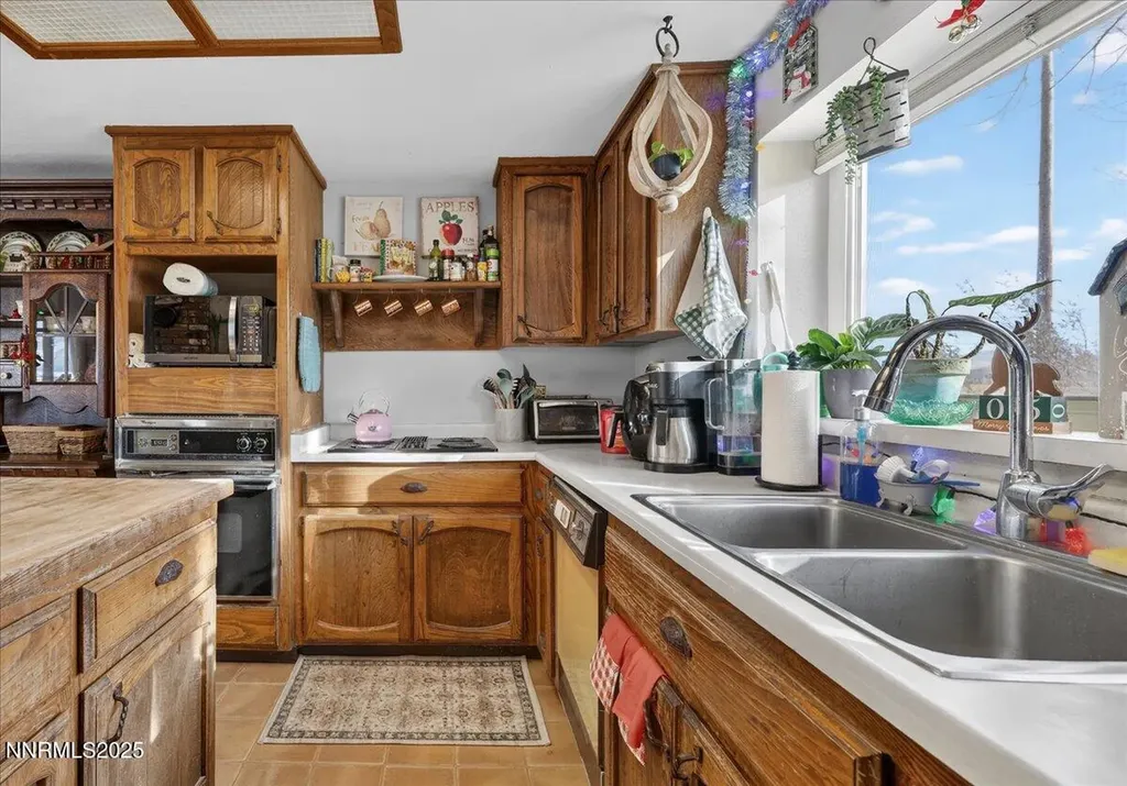 580 Nv-88 Gardnerville NV 89460