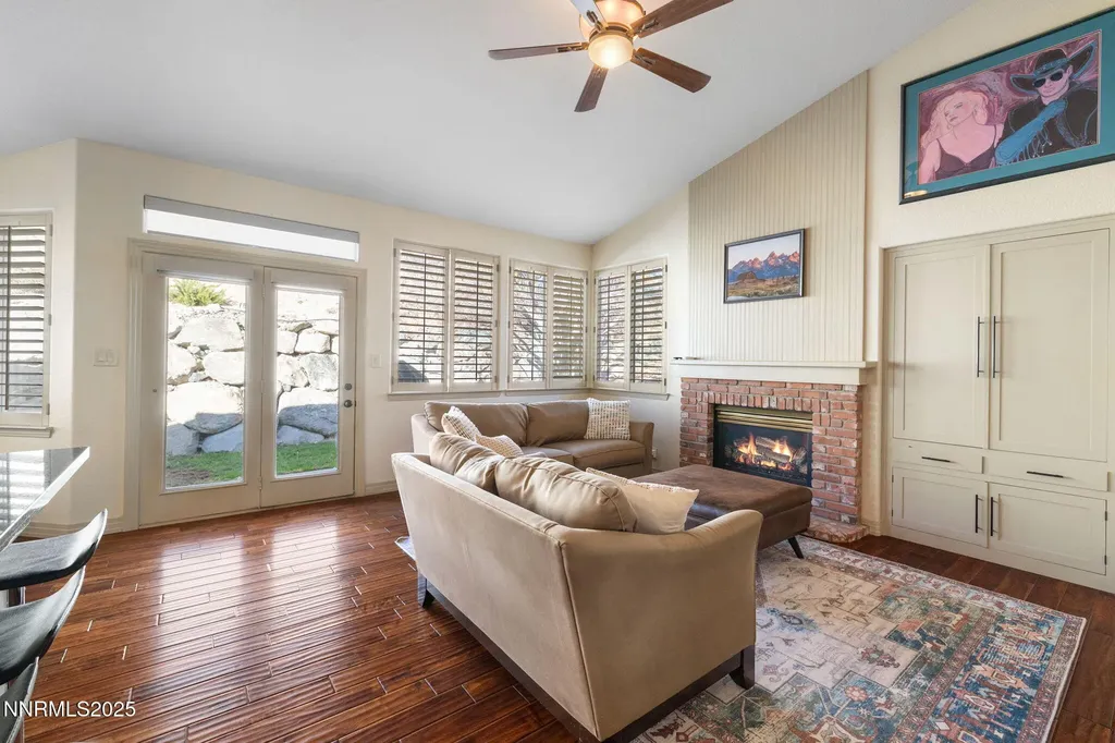 2255 Hogan Reno NV 89523