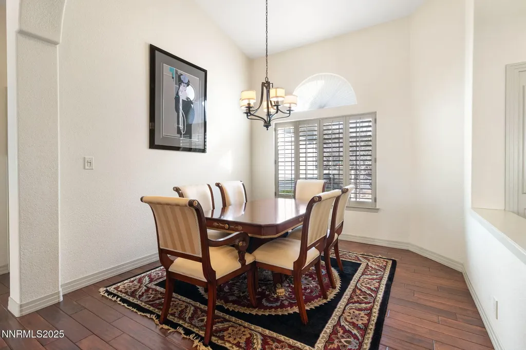2255 Hogan Reno NV 89523