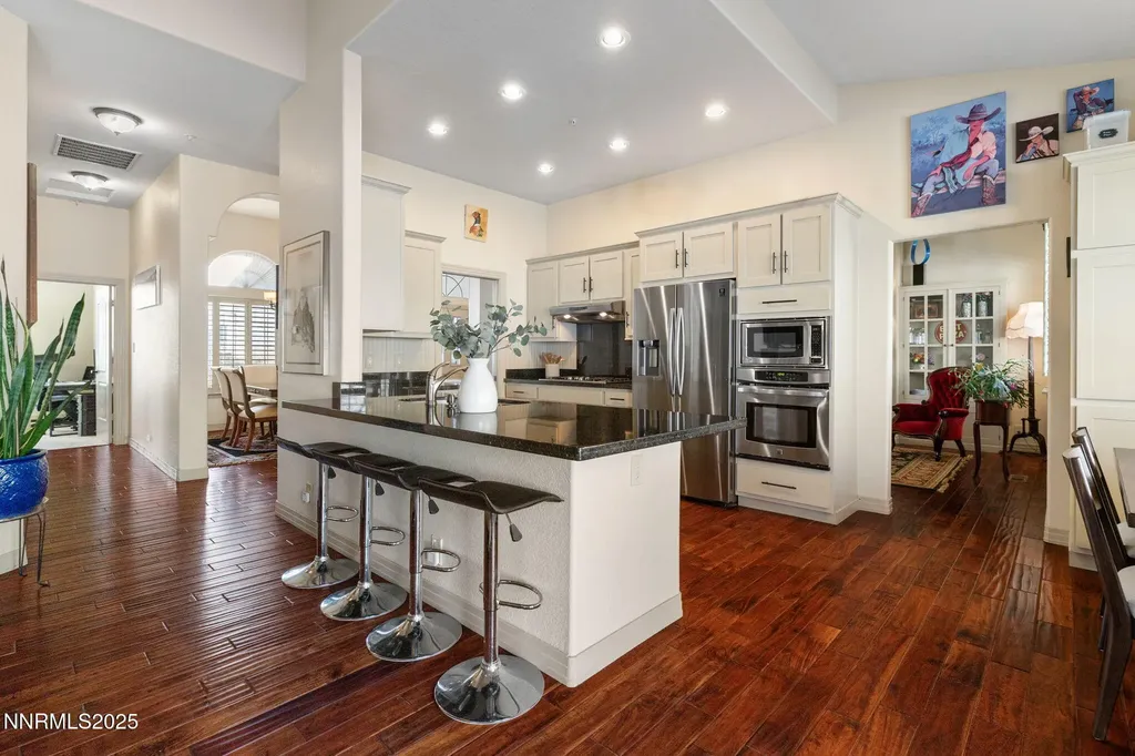 2255 Hogan Reno NV 89523