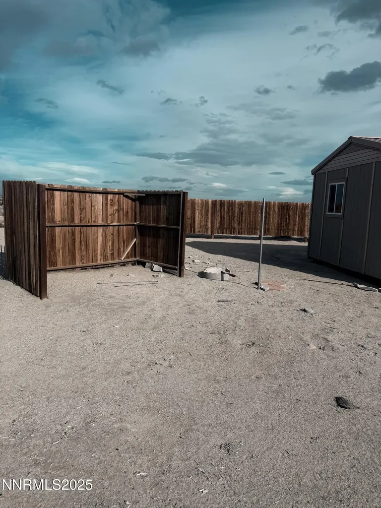 9740 Paseo Grande Silver Springs NV 89429