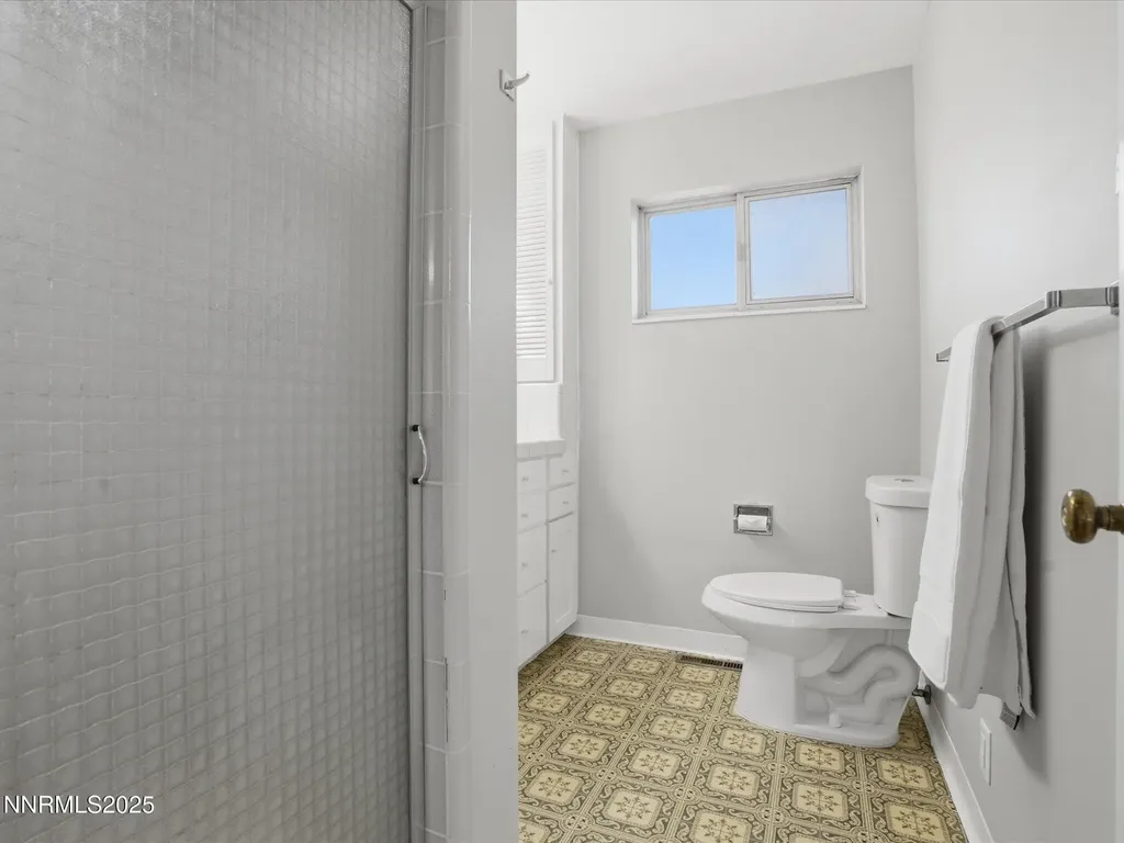 960 12th Reno NV 89503