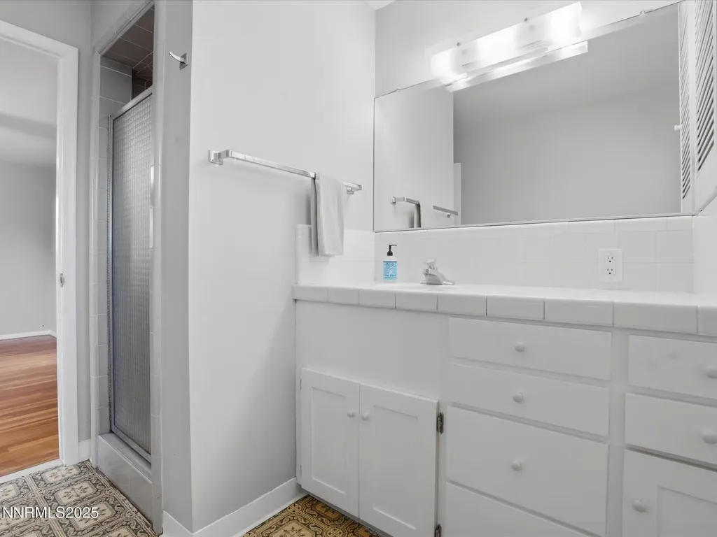 960 12th Reno NV 89503