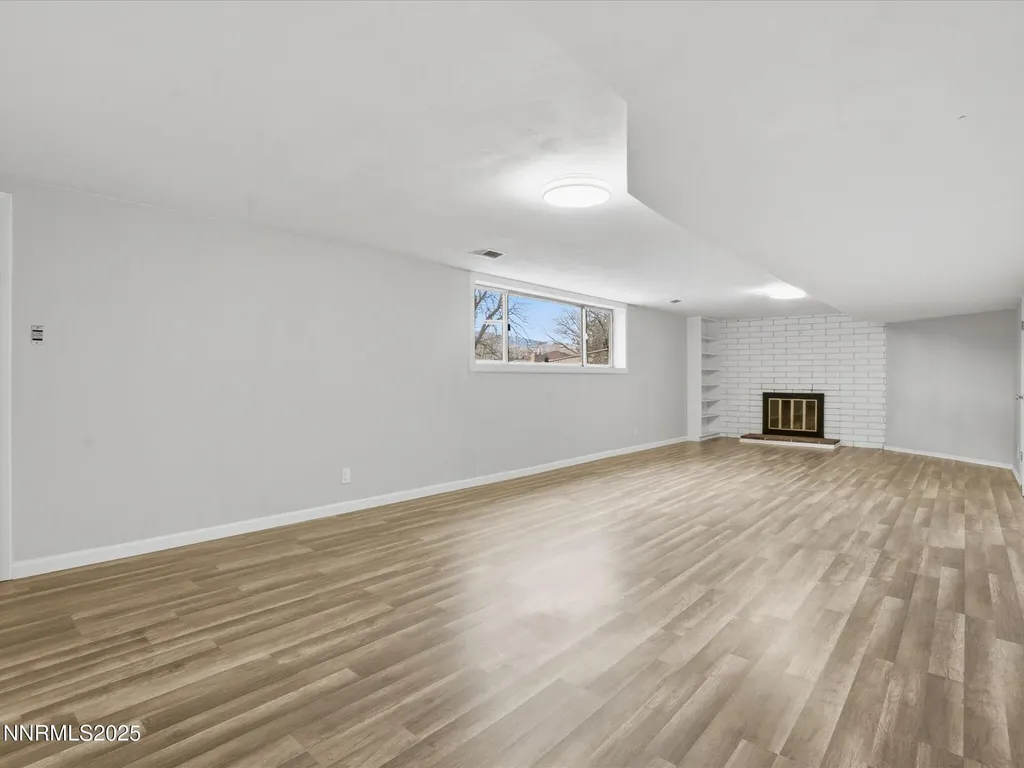 960 12th Reno NV 89503