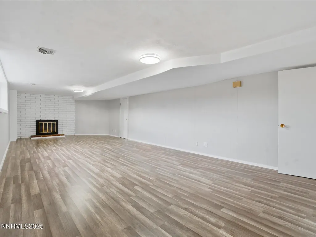 960 12th Reno NV 89503