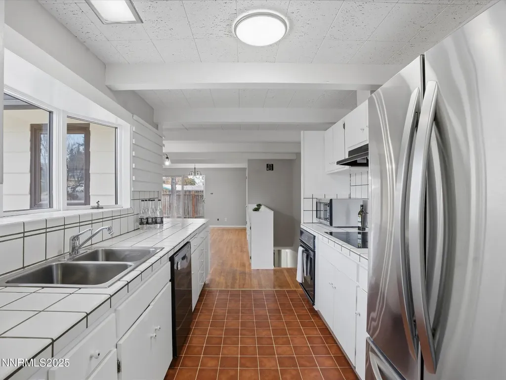 960 12th Reno NV 89503
