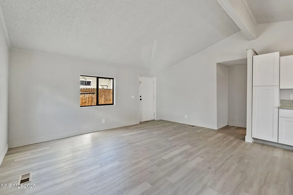 2720 Dahlia Reno NV 89512