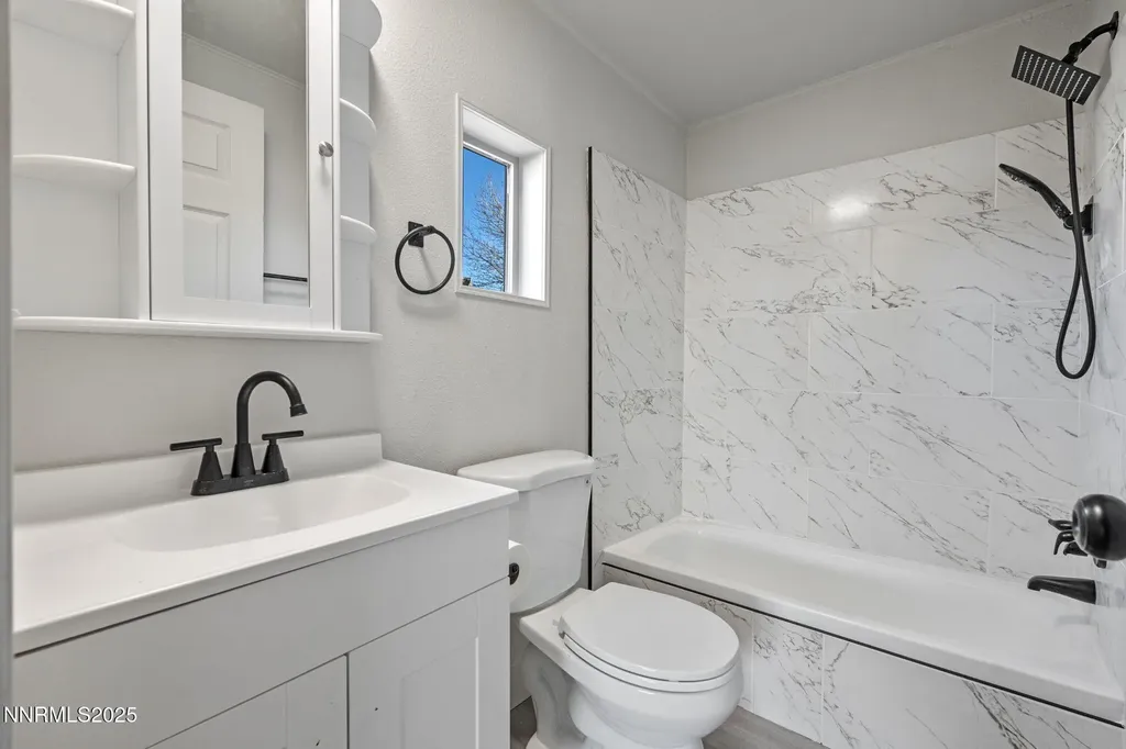 2720 Dahlia Reno NV 89512
