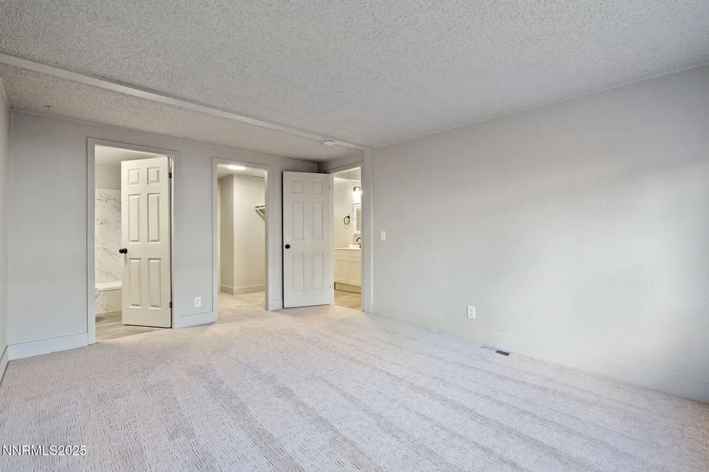 2720 Dahlia Reno NV 89512