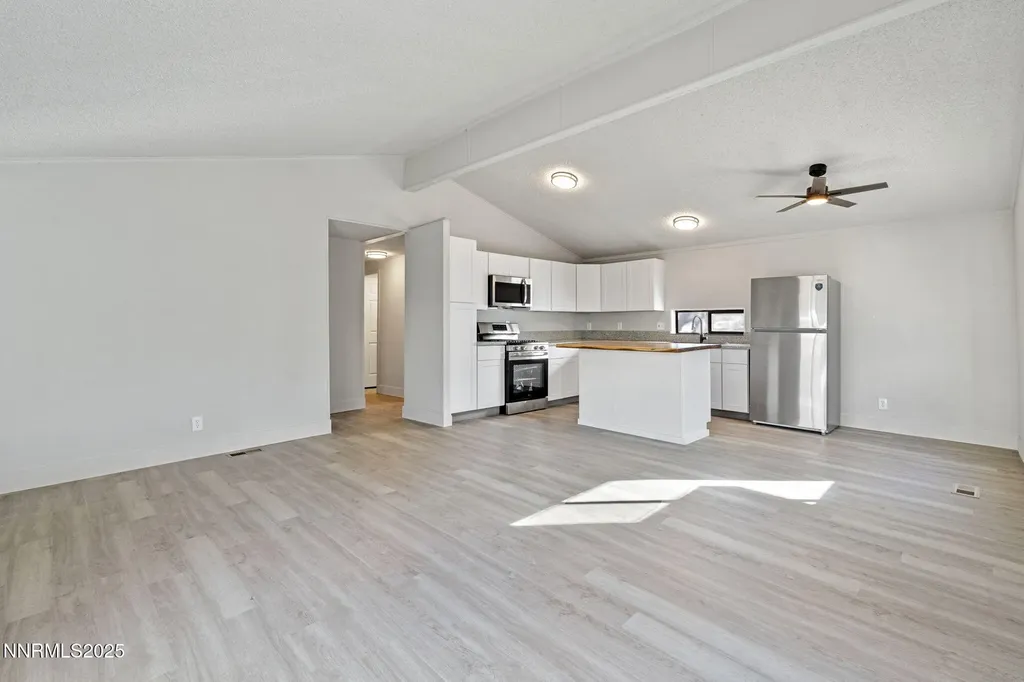 2720 Dahlia Reno NV 89512