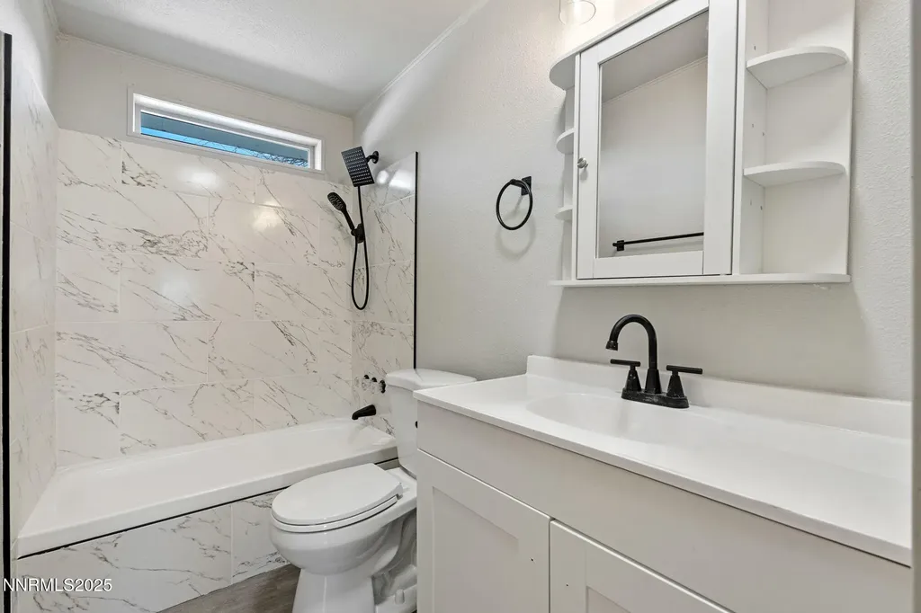 2720 Dahlia Reno NV 89512
