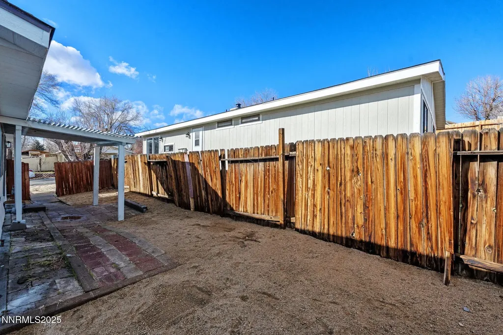 2720 Dahlia Reno NV 89512