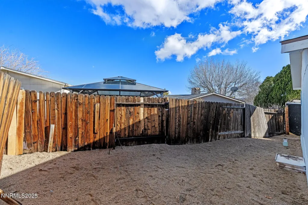 2720 Dahlia Reno NV 89512