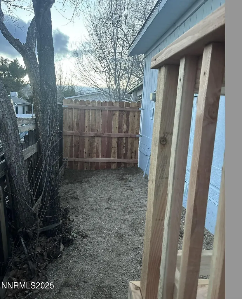 2720 Dahlia Reno NV 89512