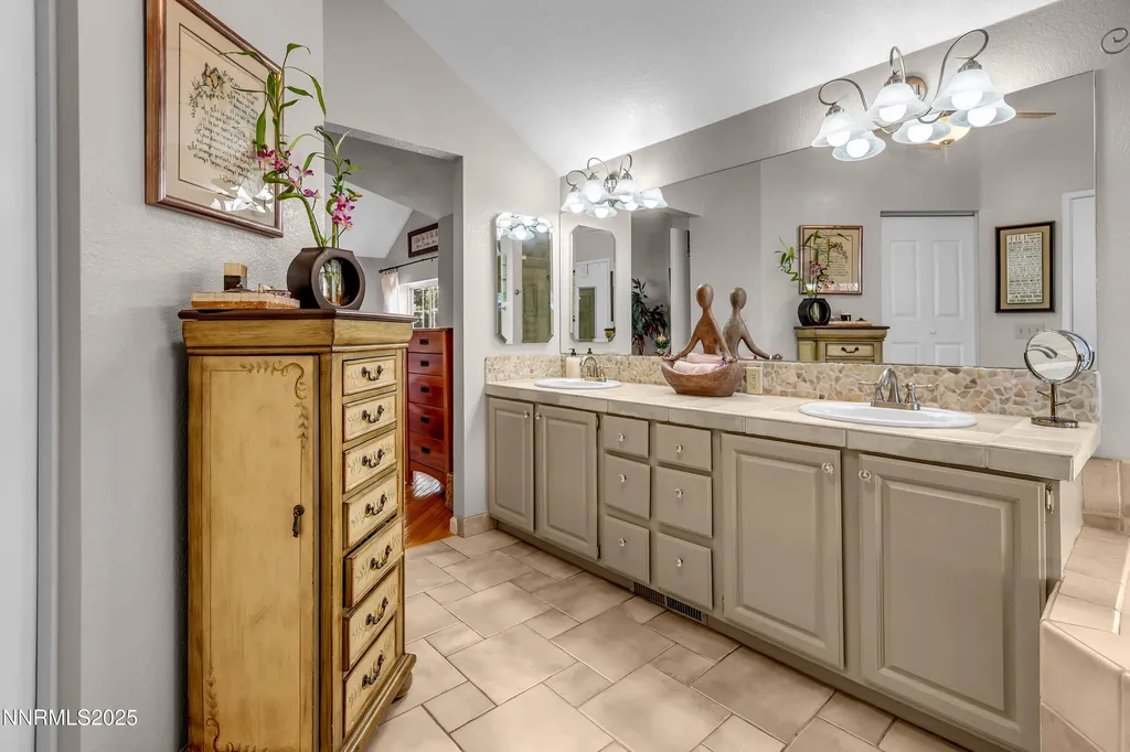 3900 Cashill Reno NV 89509