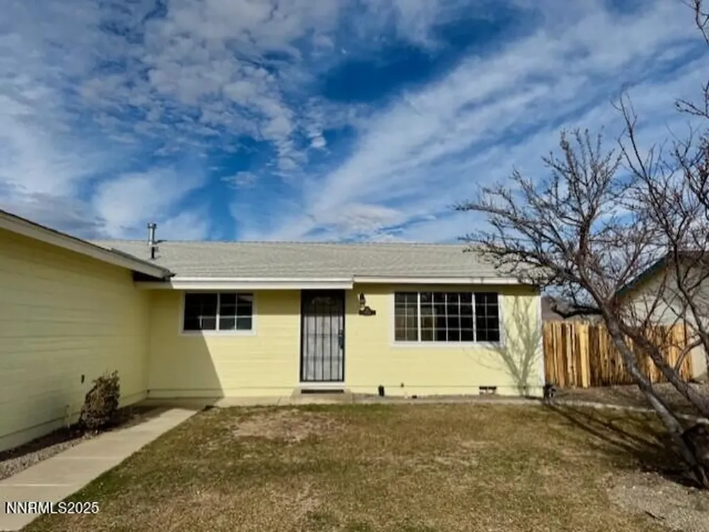 2044 Lonnie Dayton NV 89403
