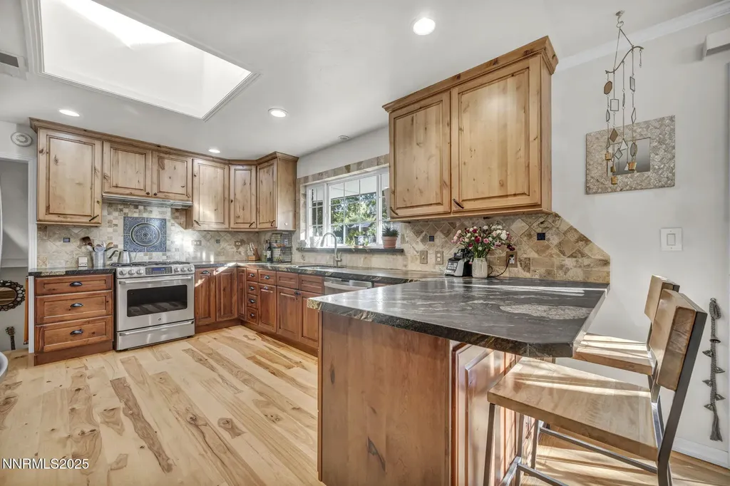 1760 Marla Reno NV 89509
