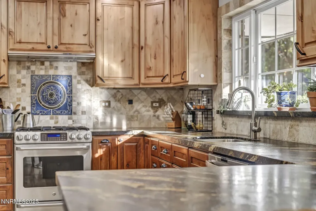 1760 Marla Reno NV 89509
