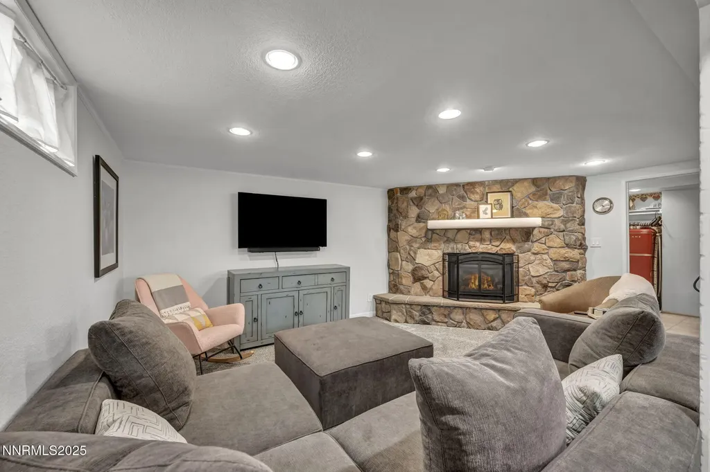 1760 Marla Reno NV 89509