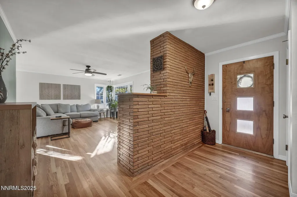 1760 Marla Reno NV 89509