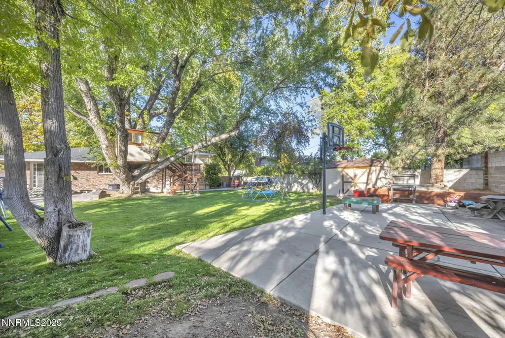 1760 Marla Reno NV 89509
