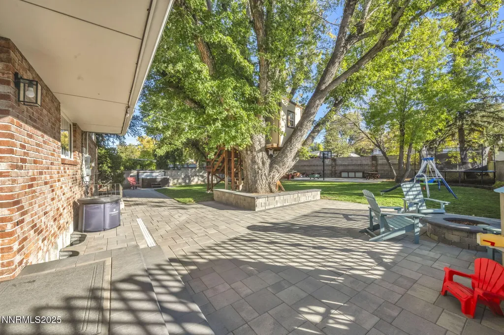 1760 Marla Reno NV 89509