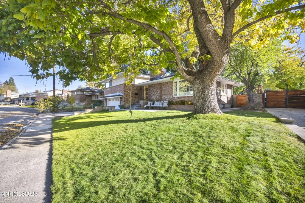 1760 Marla Reno NV 89509
