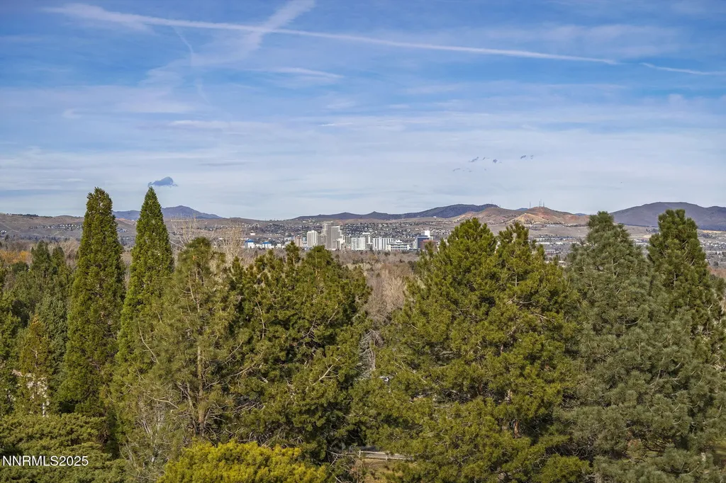 2636 Edgerock Reno NV 89519