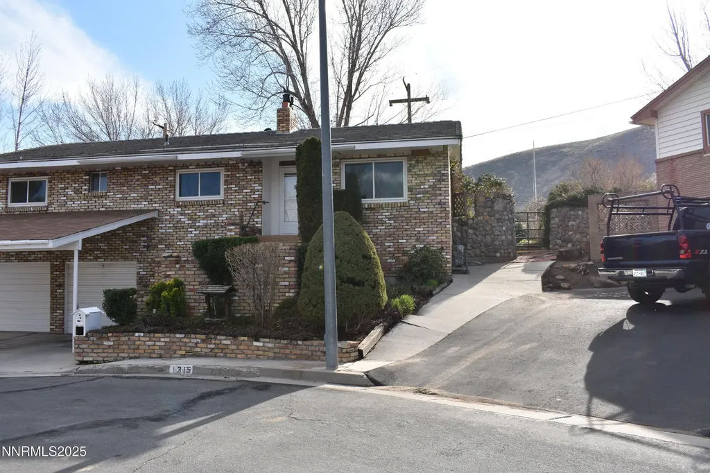 1315 4th Carson City NV 89703