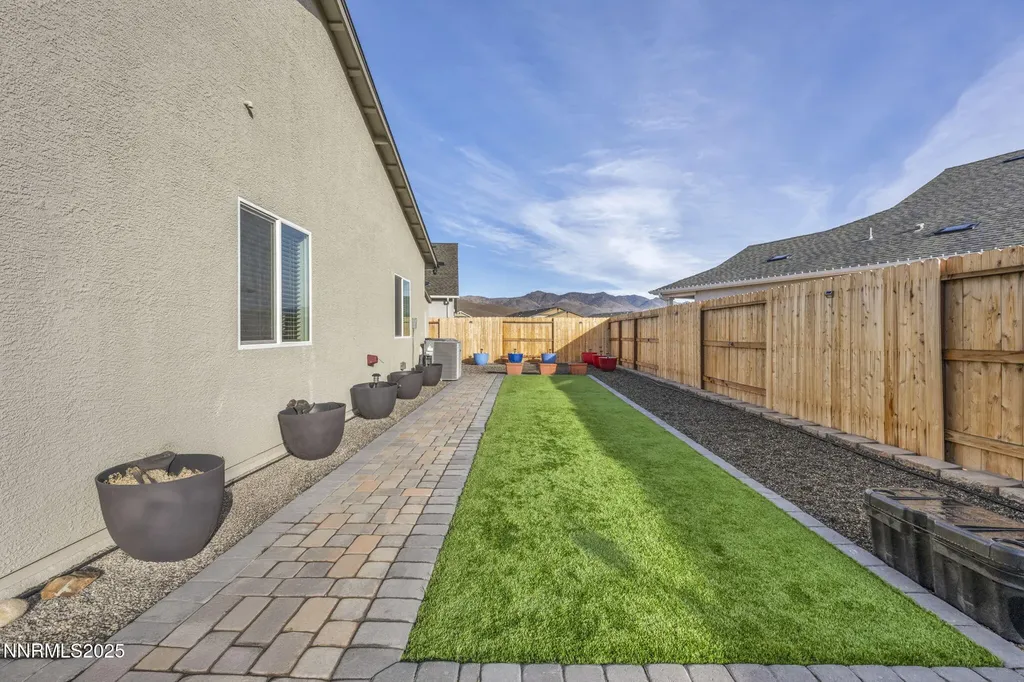 167 Butte Creek Dayton NV 89403