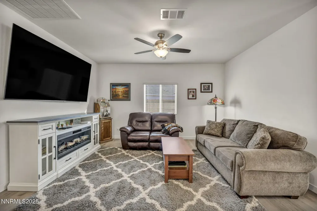 167 Butte Creek Dayton NV 89403
