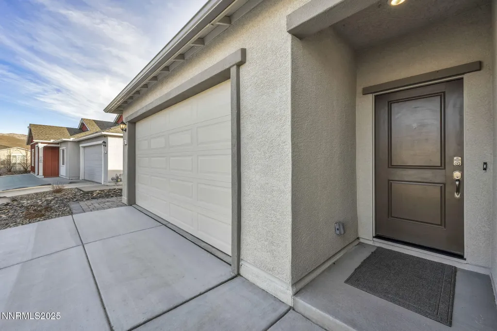 167 Butte Creek Dayton NV 89403