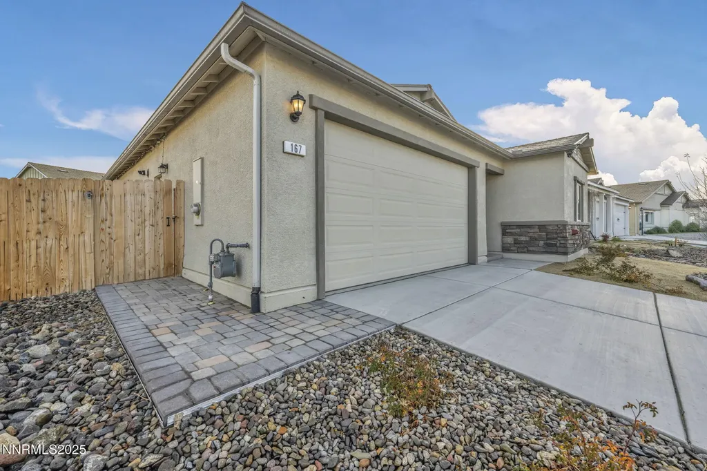 167 Butte Creek Dayton NV 89403