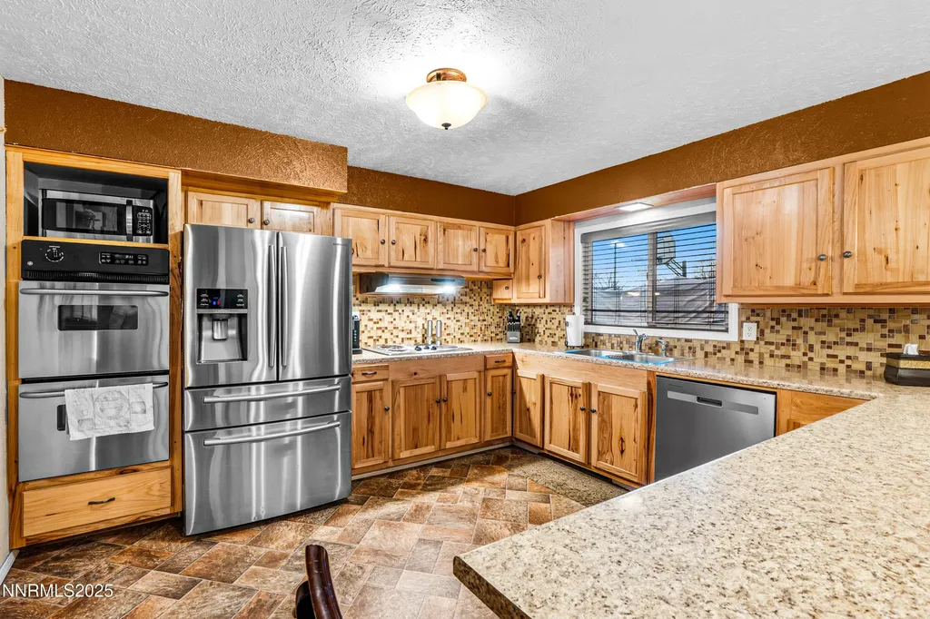 1564 Mizpah Winnemucca NV 89445