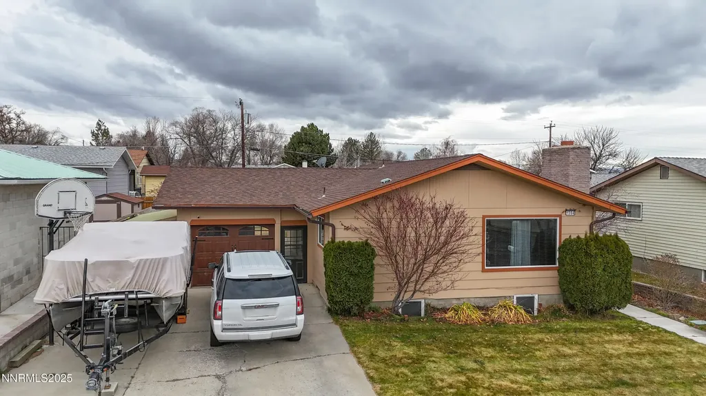 1564 Mizpah Winnemucca NV 89445