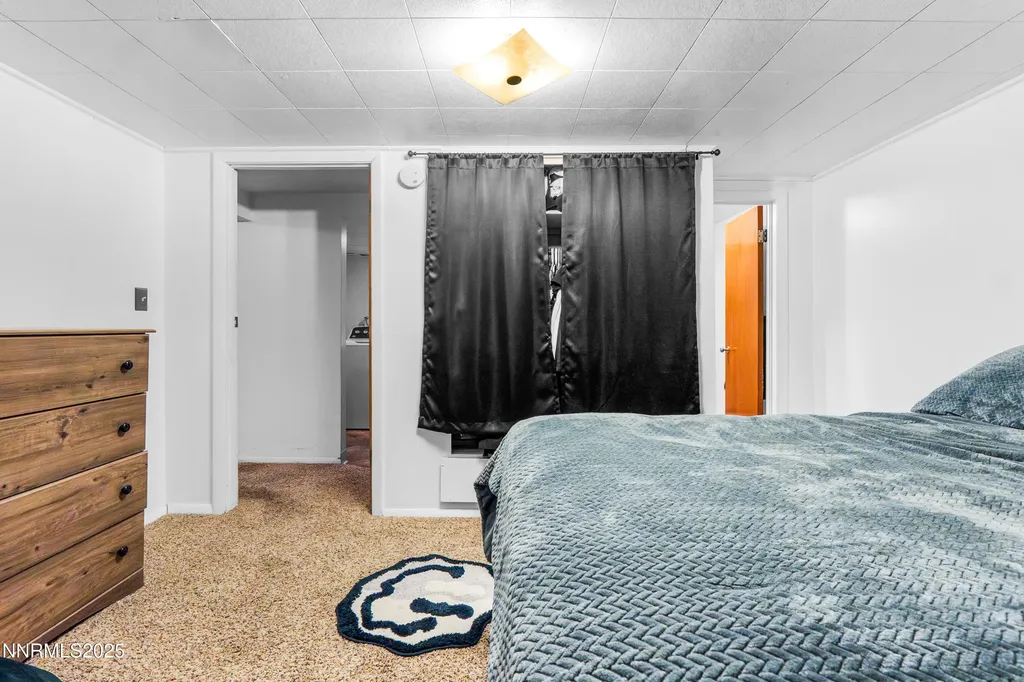 1564 Mizpah Winnemucca NV 89445