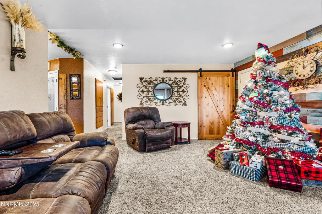 1564 Mizpah Winnemucca NV 89445