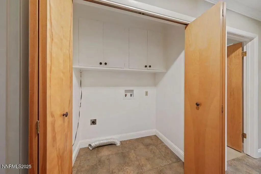 3533 Hidden Valley Reno NV 89502