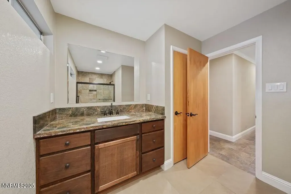 3533 Hidden Valley Reno NV 89502