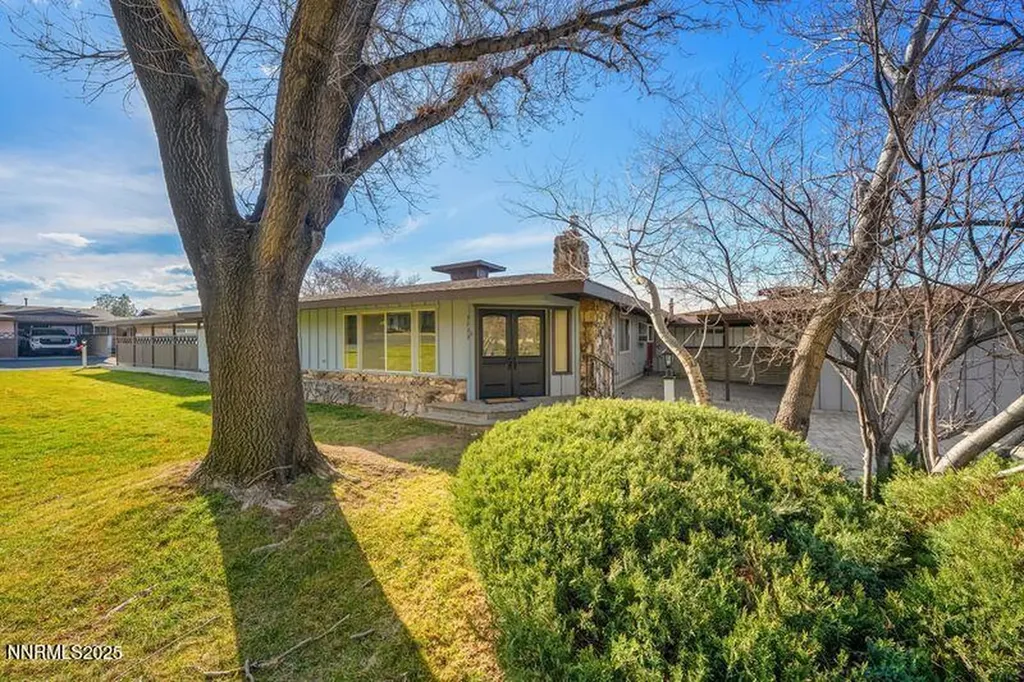 3533 Hidden Valley Reno NV 89502