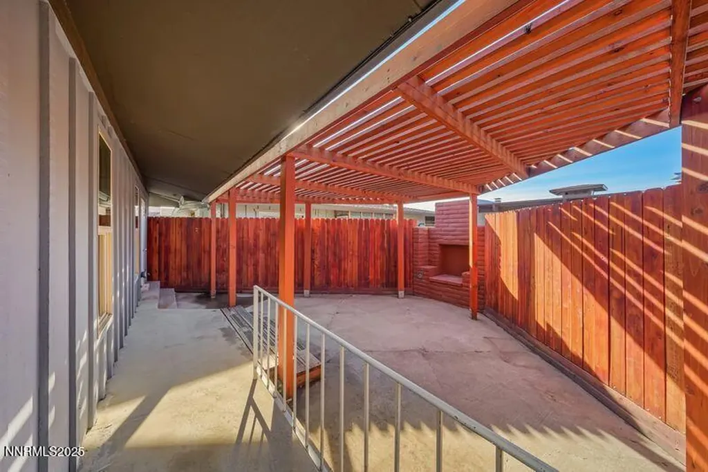 3533 Hidden Valley Reno NV 89502