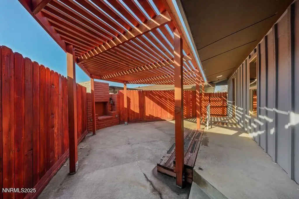 3533 Hidden Valley Reno NV 89502