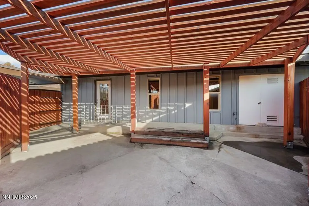 3533 Hidden Valley Reno NV 89502