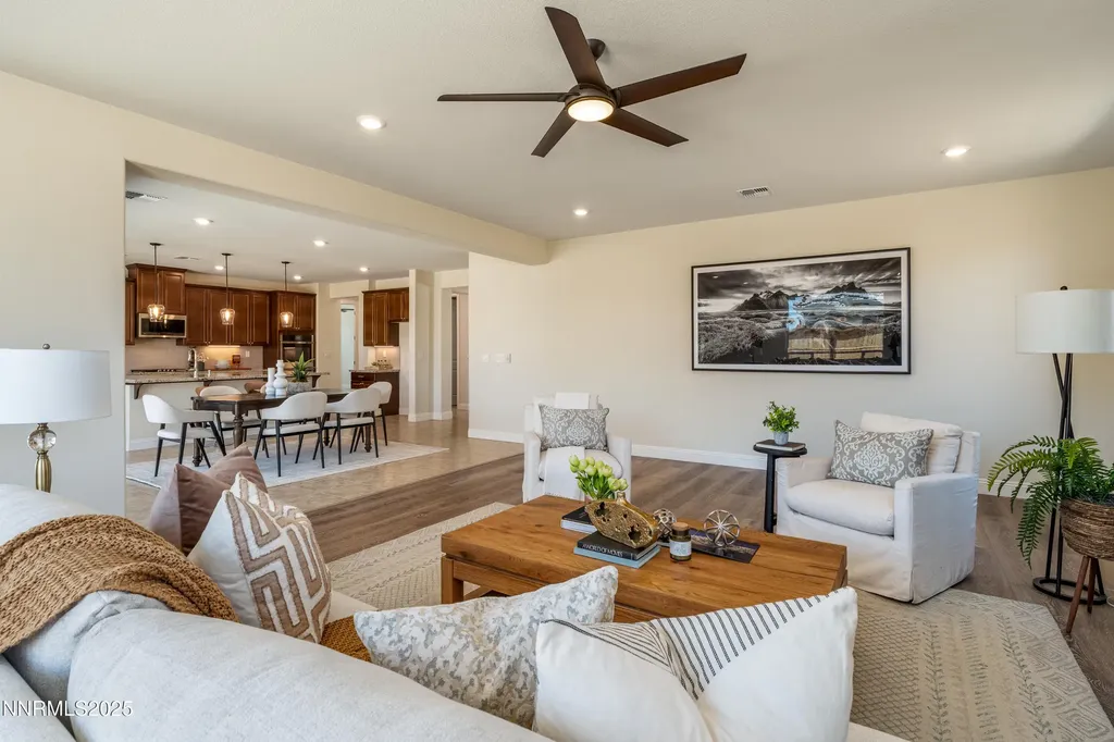 1023 Carico Valley Sparks NV 89441