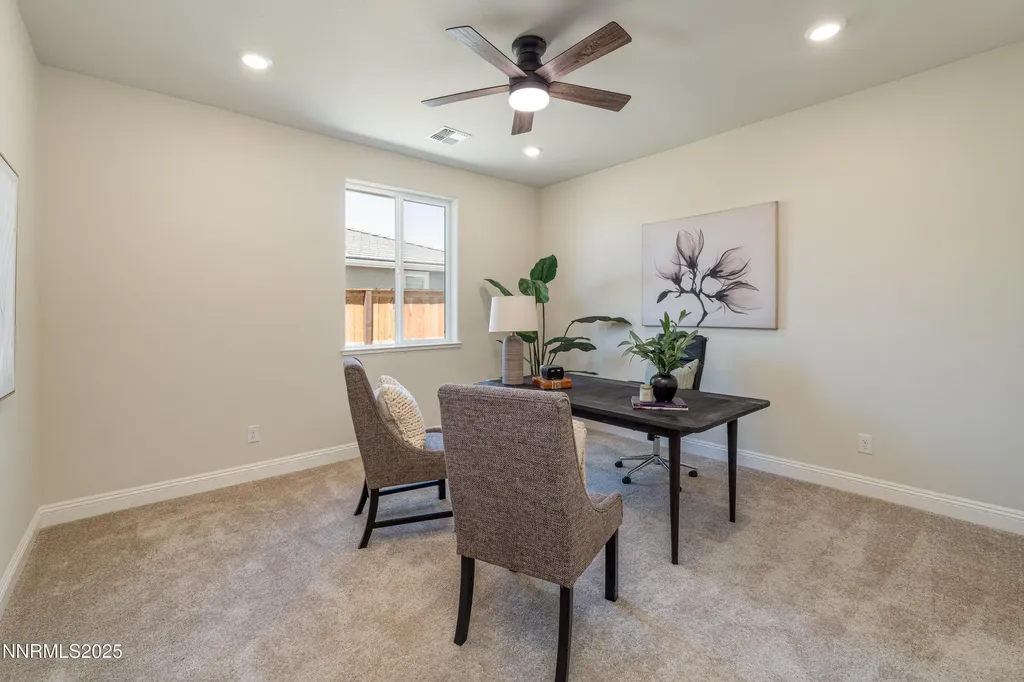 1023 Carico Valley Sparks NV 89441