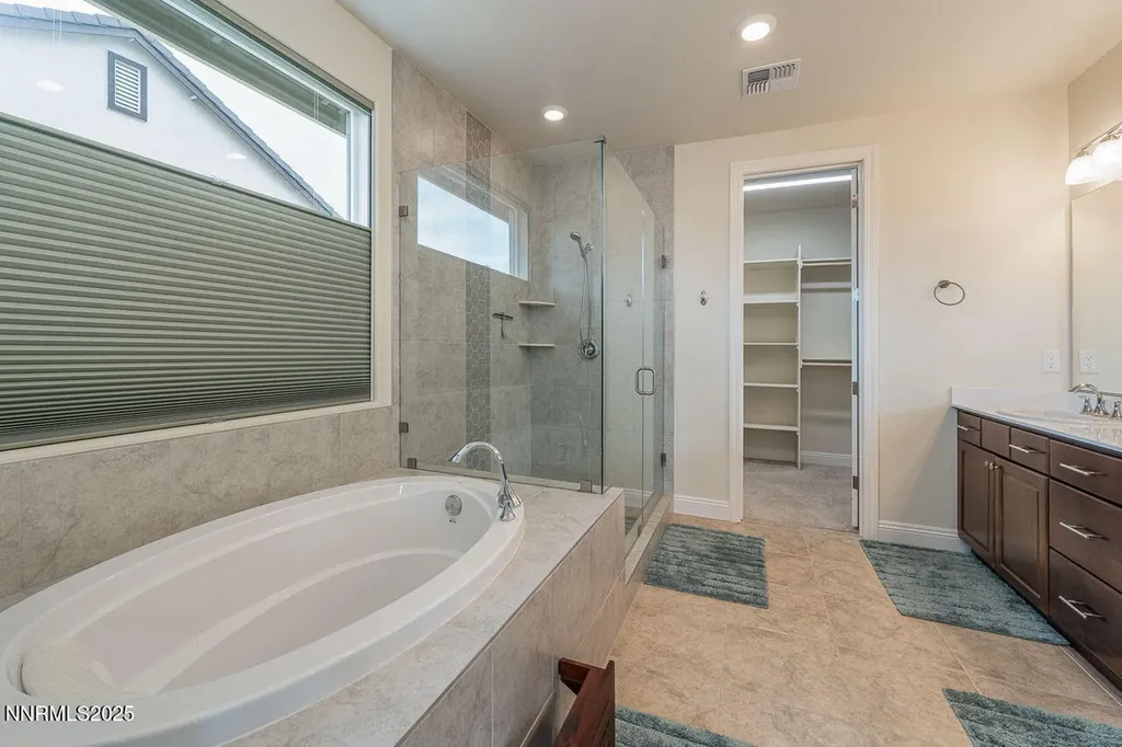 1023 Carico Valley Sparks NV 89441