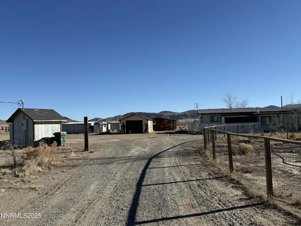 20 Miley Yerington NV 89447