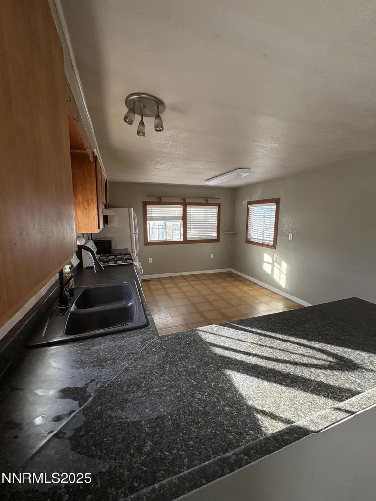 20 Miley Yerington NV 89447