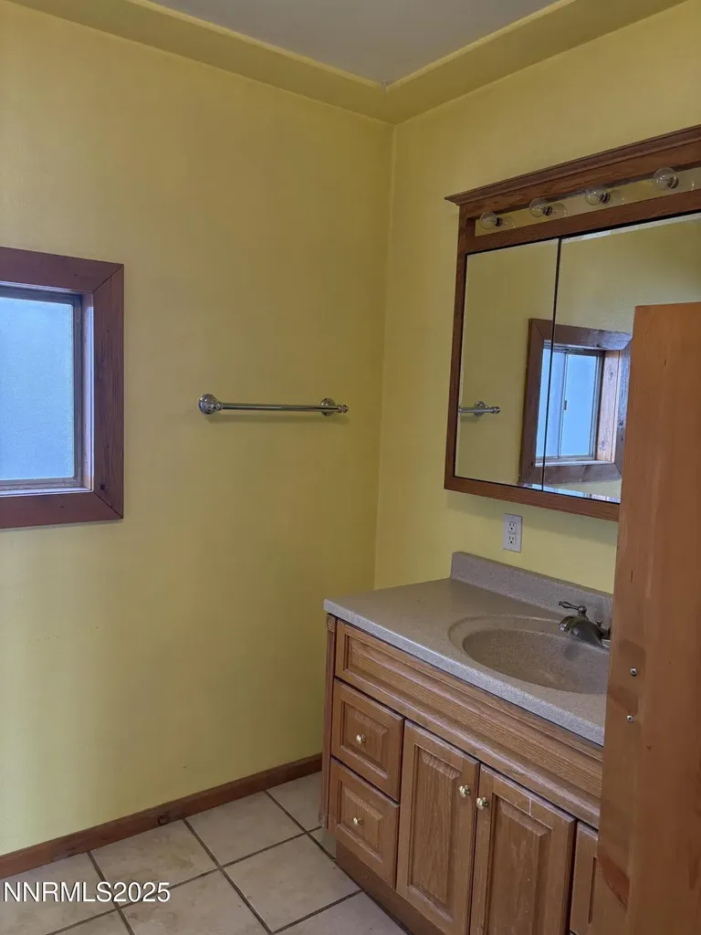 20 Miley Yerington NV 89447
