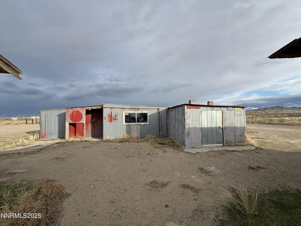 20 Miley Yerington NV 89447
